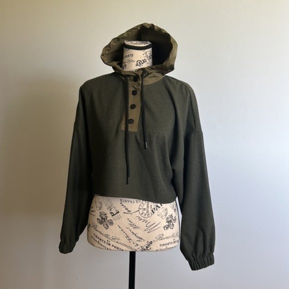 Zara Long Sleeved Crop Top in Army Green Color Size Small - Picture 4 of 4